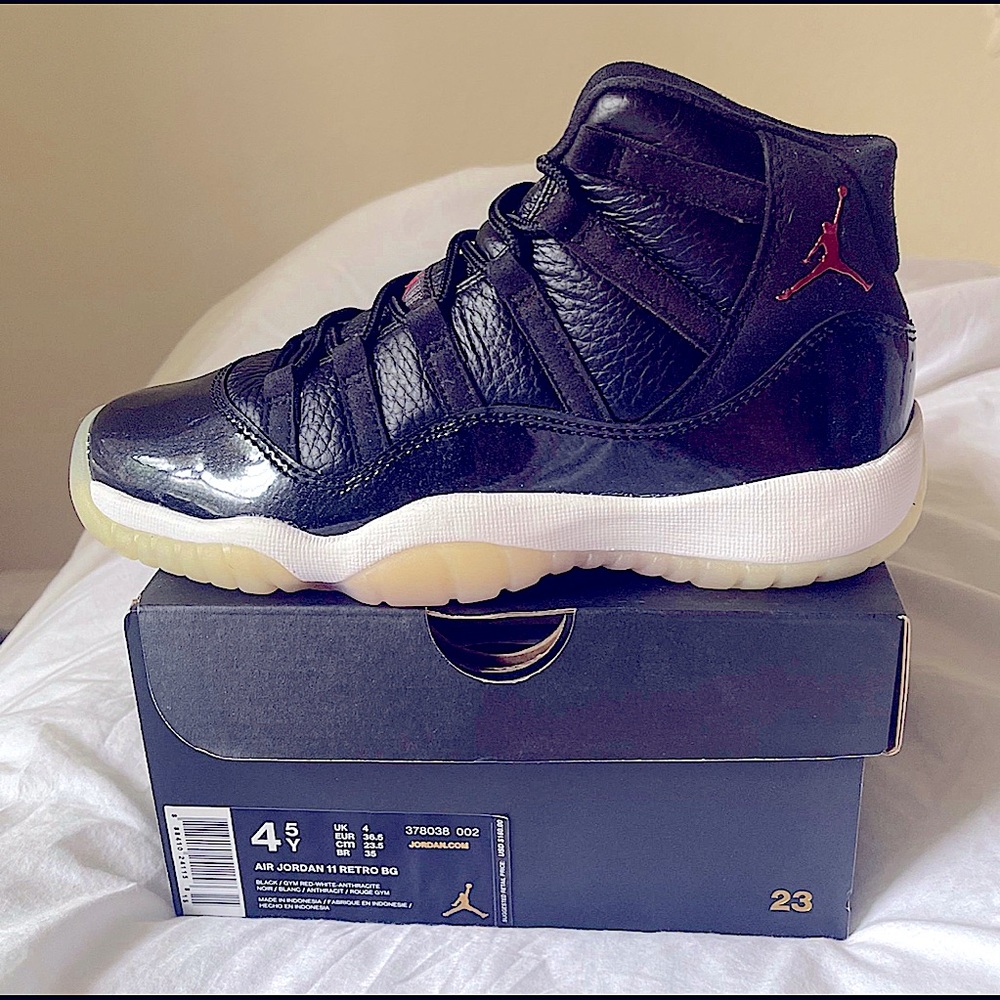 Air Jordan 11 Retro BG 72-10’s GS 4.5Y (US woman’s size 6) DS